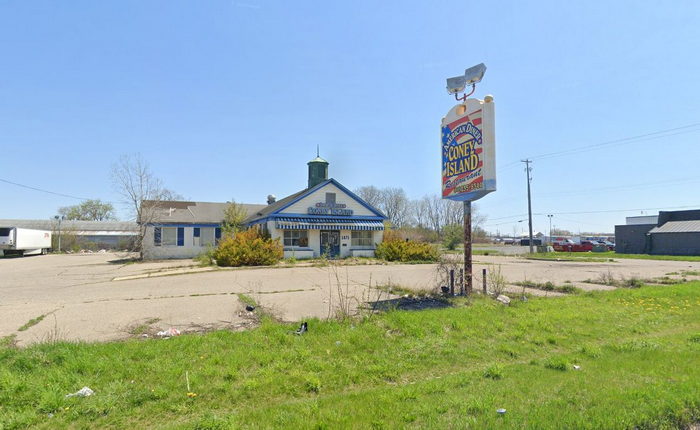 Bill Knapps - Flint - 1871 S Dort Hwy 1 (newer photo)